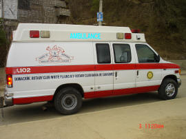 2007Trip-Ambulance.JPG (563996 bytes)